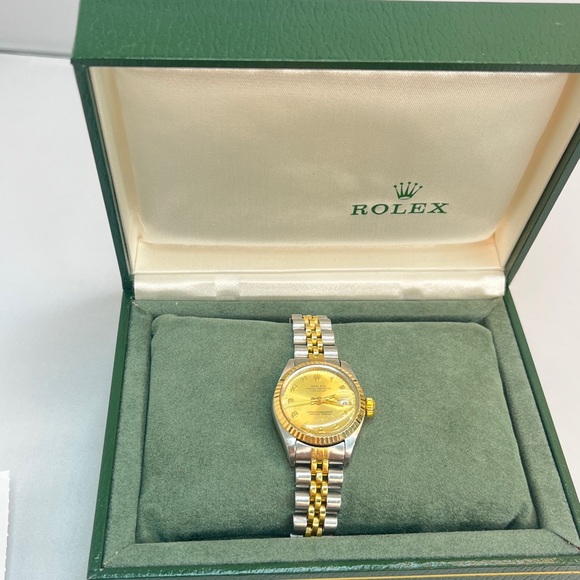 PAPERS Rolex Datejust 26mm 69240 Two Tone Jubilee 18k Gold Roman Dial Watch - Picture 11 of 15